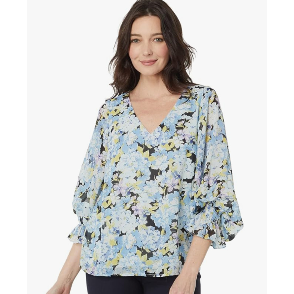 Vince Camuto® light blue floral Spring multicolor Spring VNeck Blouse Size S, M
